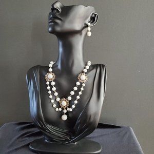 Estate milk glass necklace and earrings set 50s Japan